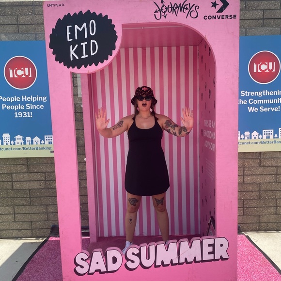 Meet your Posher, Chels - Picture 4 of 10